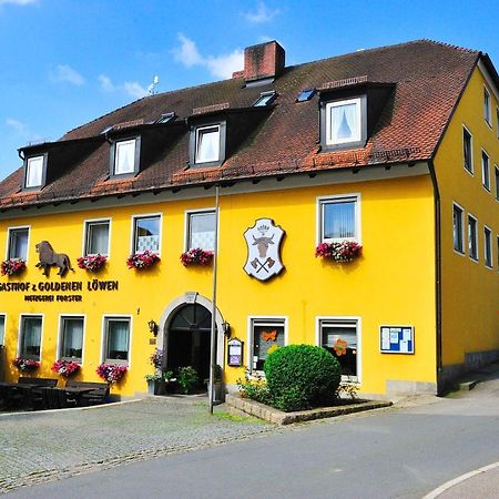 Landgasthof Zum goldenen Löwen Moosbach  Exterior foto